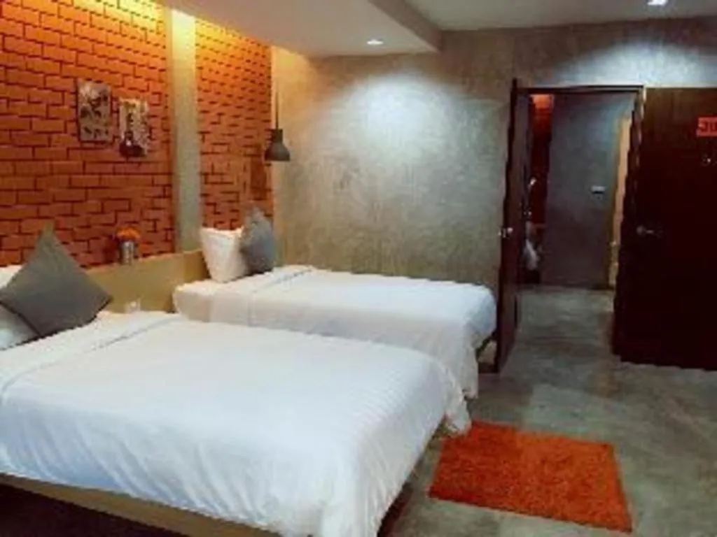 Bed in Journey Hostel Surat