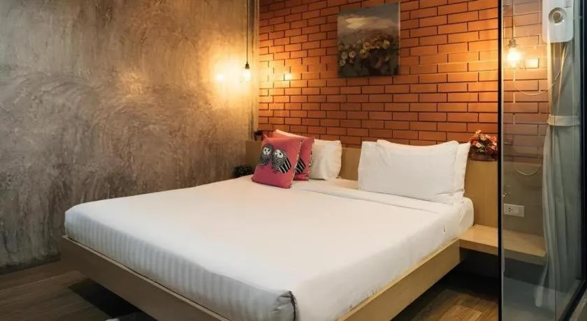 Bed in Journey Hostel Surat