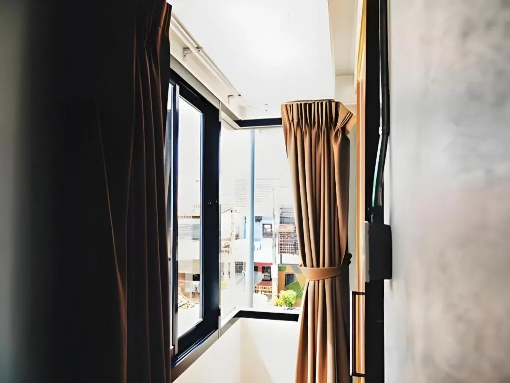 Journey Hostel Surat