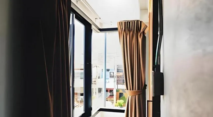 Journey Hostel Surat