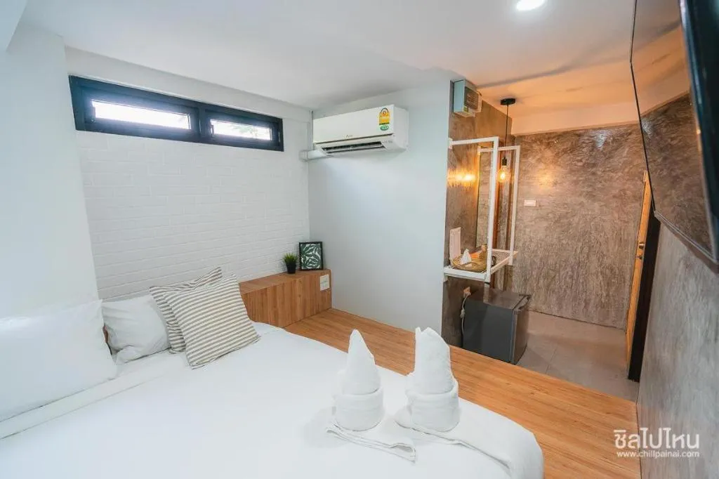 Bed in Journey Hostel Surat