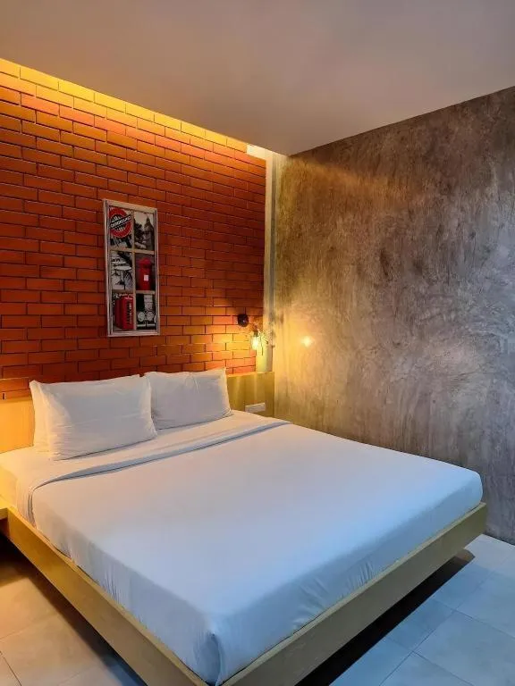 Bed in Journey Hostel Surat