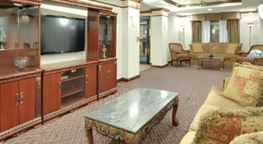 Holiday Inn Express Hotel & Suites Cleveland - Ms By IHG