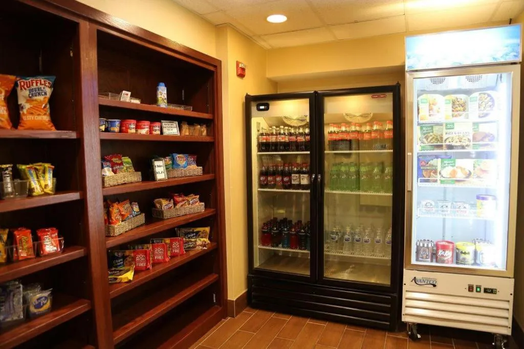 Holiday Inn Express Hotel & Suites Cleveland - Ms By IHG