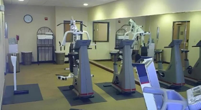 Holiday Inn Express Hotel & Suites Cleveland - Ms By IHG