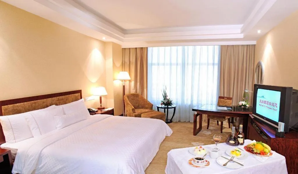 Bed in Urumqi Tianyuan Hotel