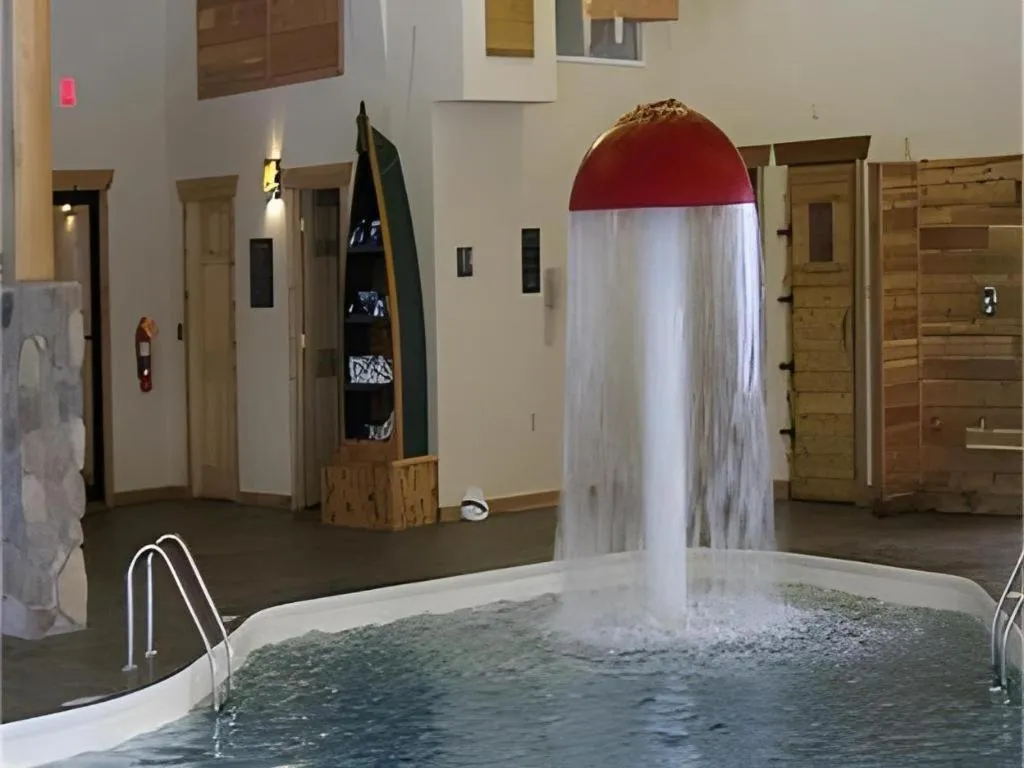 Holiday Inn Express Munising-Lakeview Hotel By IHG