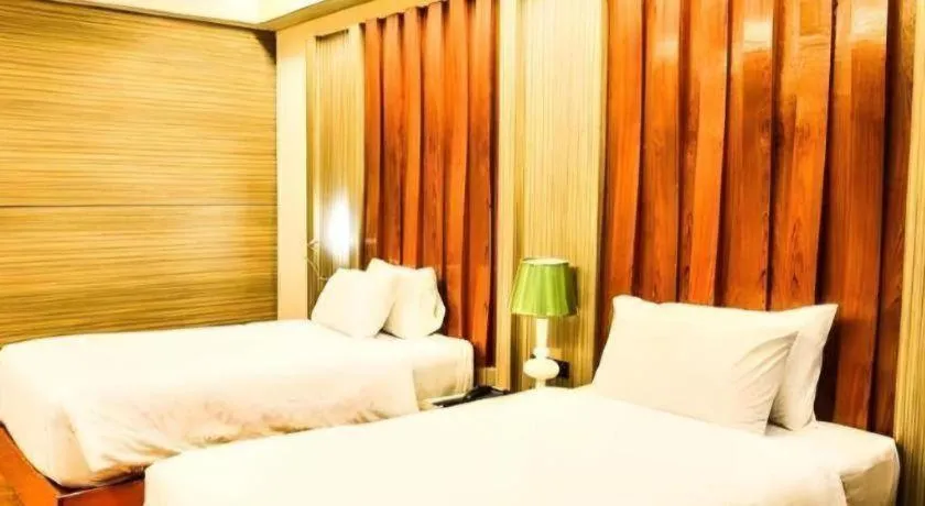 Bed in Alvarez Hotel