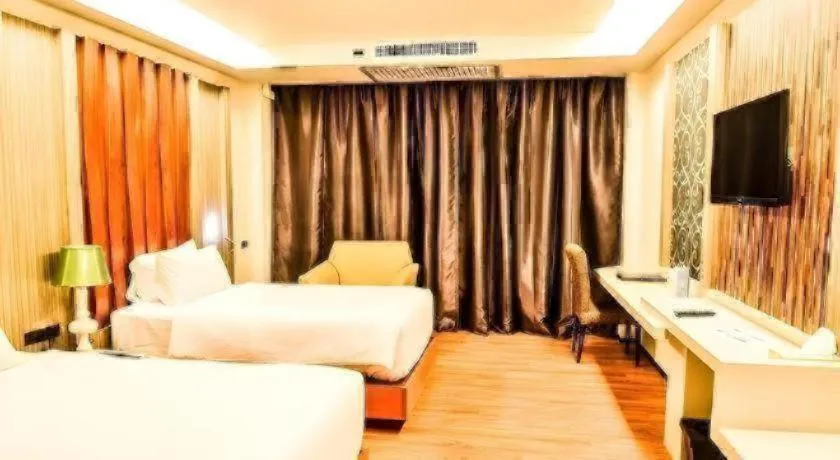 Bed in Alvarez Hotel