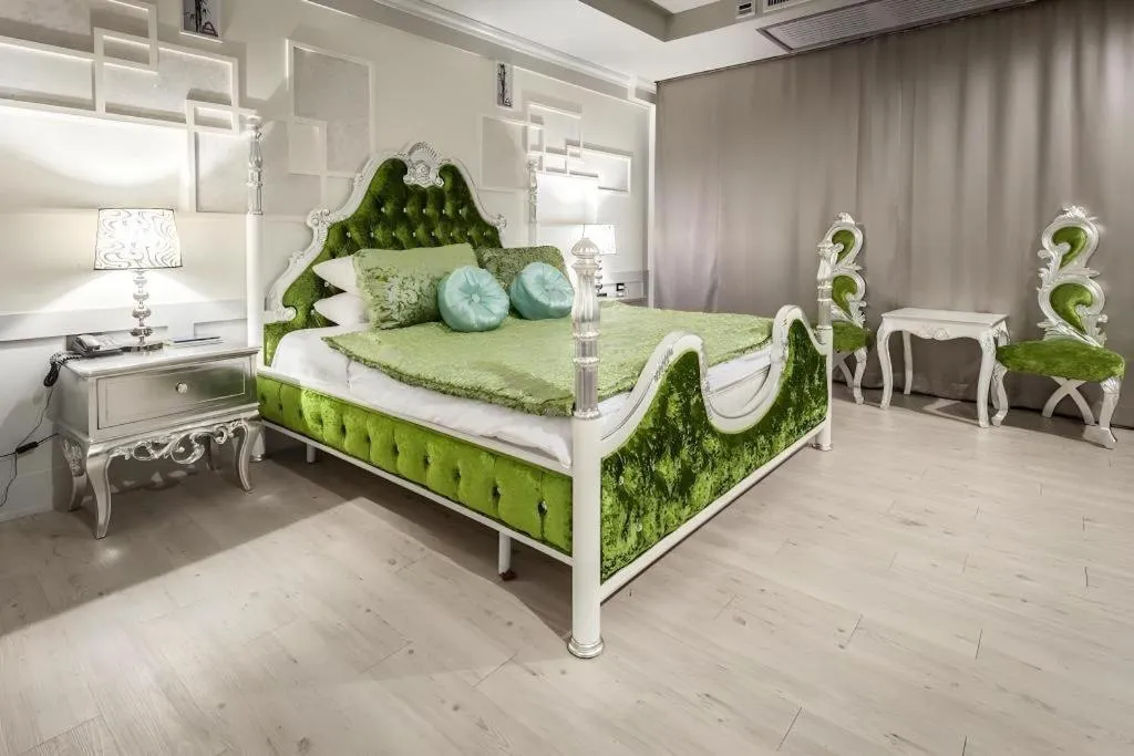 Bed in Alvarez Hotel