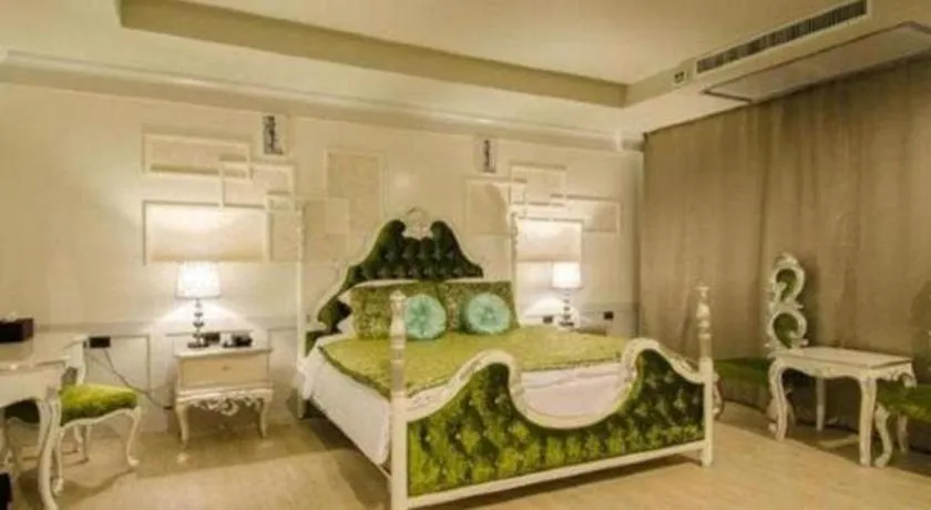 Bed in Alvarez Hotel