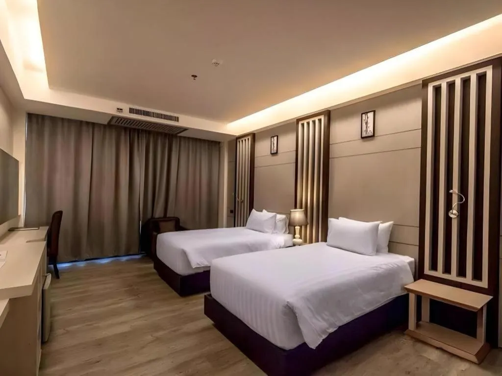 Bed in Alvarez Hotel