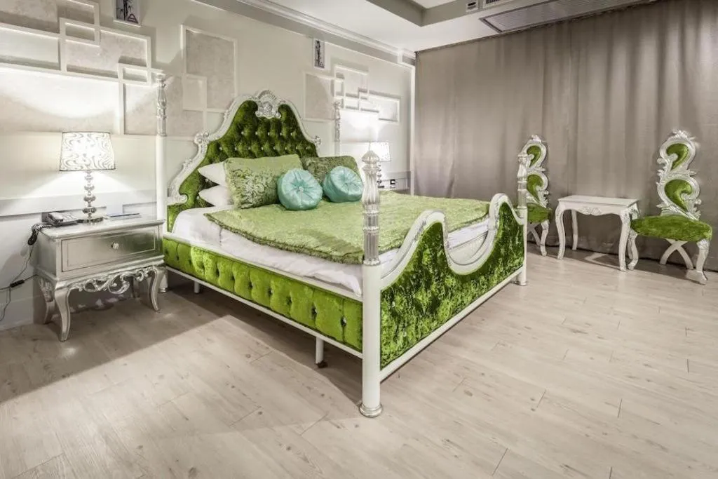 Bed in Alvarez Hotel