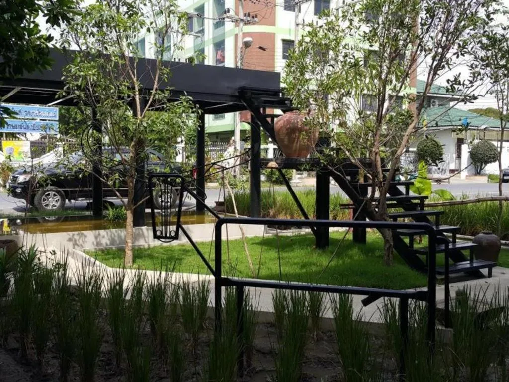 Silp-Pa Phra Nakhon Si Ayutthaya Hotel