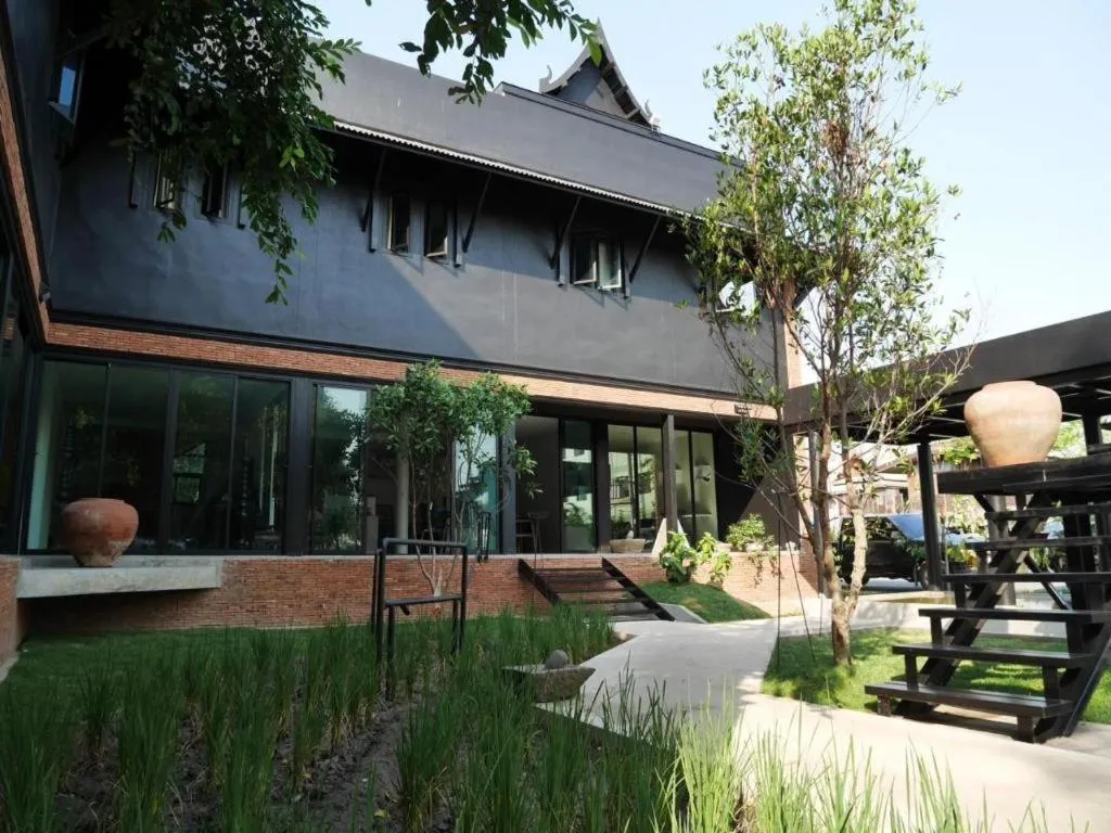 Silp-Pa Phra Nakhon Si Ayutthaya Hotel