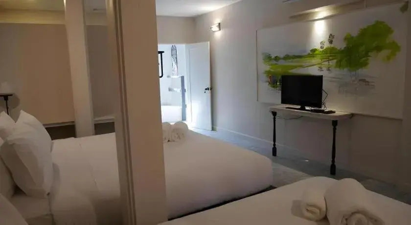 Bed in Silp-Pa Phra Nakhon Si Ayutthaya Hotel Bed in Silp-Pa Phra Nakhon Si Ayutthaya Hotel