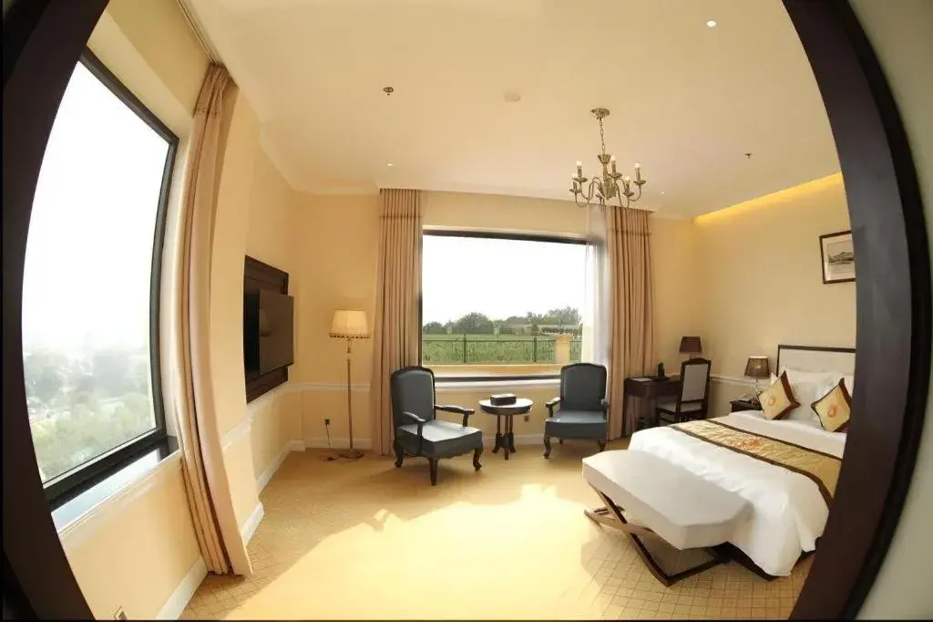 Bed in Phoenix Resort Bac Ninh Bed in Phoenix Resort Bac Ninh