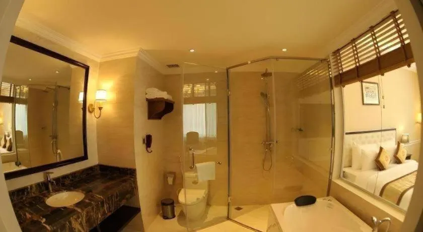 Bed in Phoenix Resort Bac Ninh