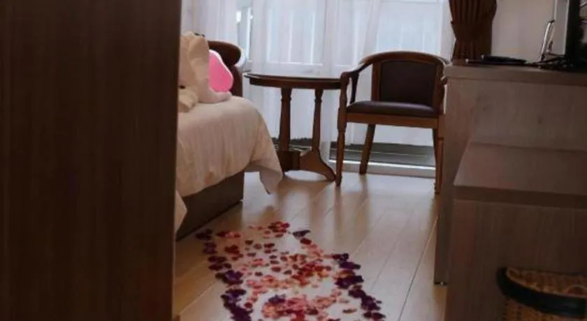 Bed in Nhat Vy Hotel