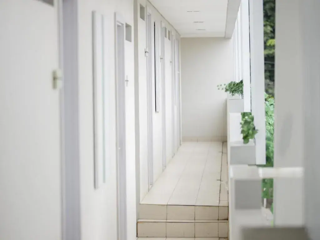 IXO Bekasi IXO Bekasi