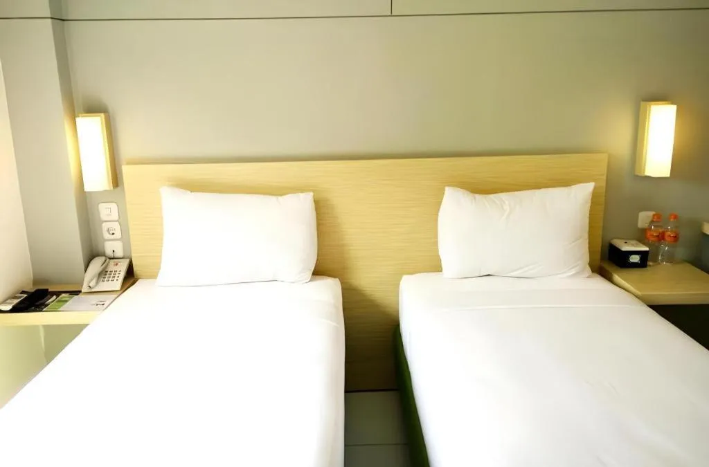 Bed in IXO Bekasi