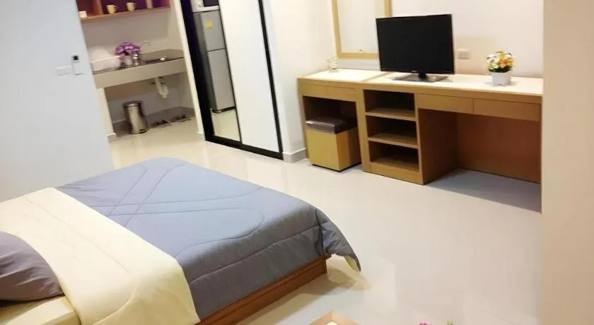 Bed in Ipremium Sukhumvit 81 Hotel