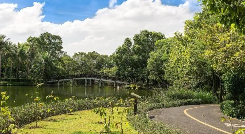 Ipremium Sukhumvit 81 Hotel