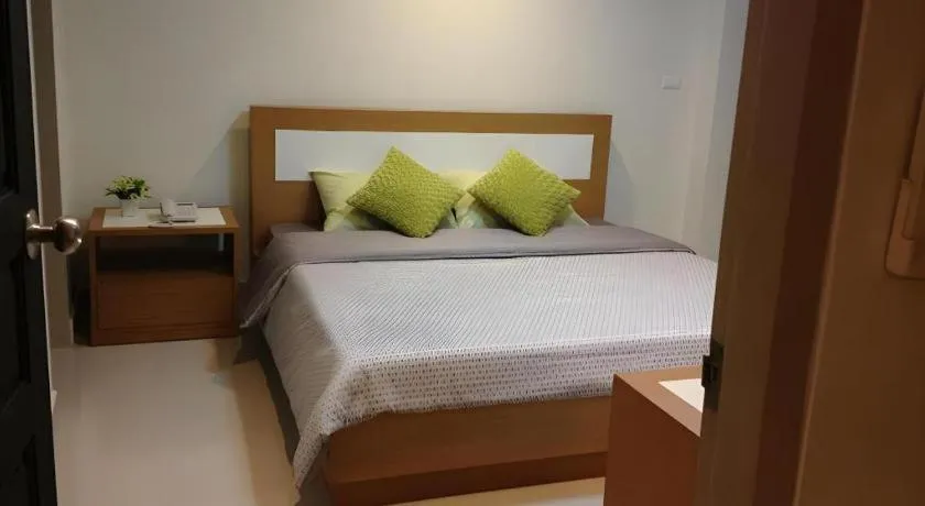 Bed in Ipremium Sukhumvit 81 Hotel