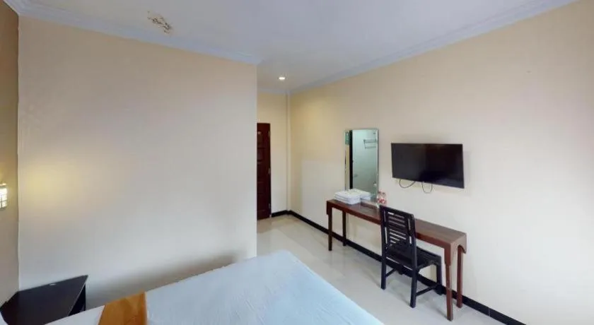 Bed in Malioboro Garden Hotel Yogyakarta