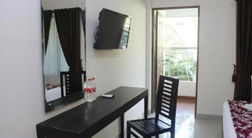 Bed in Malioboro Garden Hotel Yogyakarta