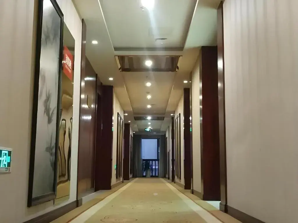 GreenTree Eastern Zigong Huashang International City Huichuan Road Hotel GreenTree Eastern Zigong Huashang International City Huichuan Road Hotel