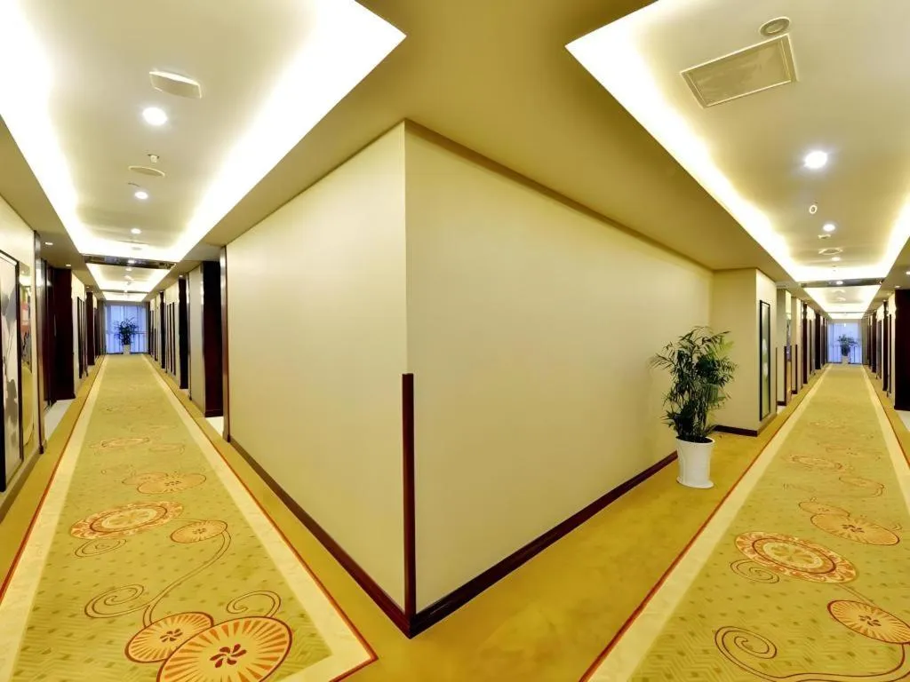GreenTree Eastern Zigong Huashang International City Huichuan Road Hotel