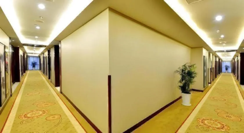 GreenTree Eastern Zigong Huashang International City Huichuan Road Hotel