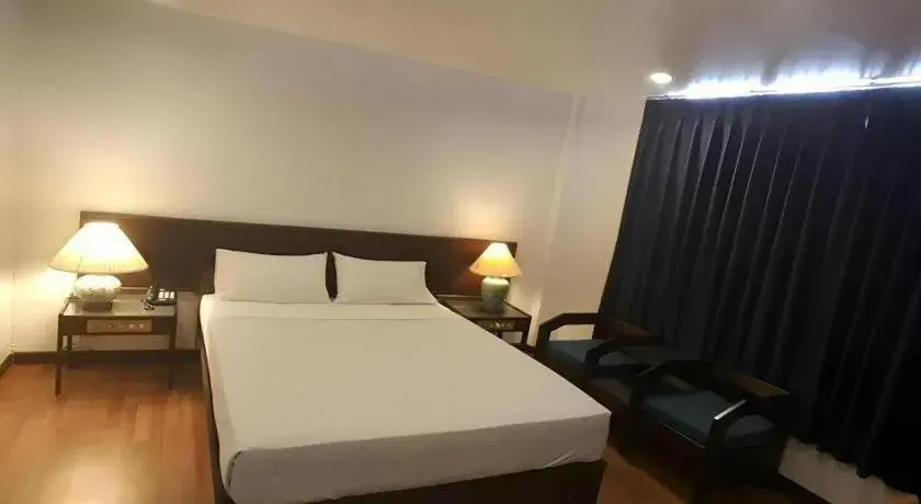 Bed in Dusit Hotel Bed in Dusit Hotel