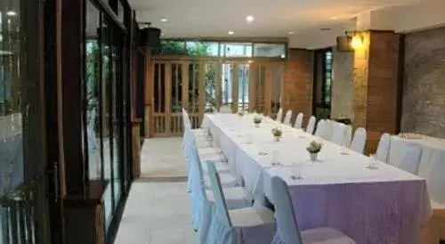 Dusit Hotel Dusit Hotel