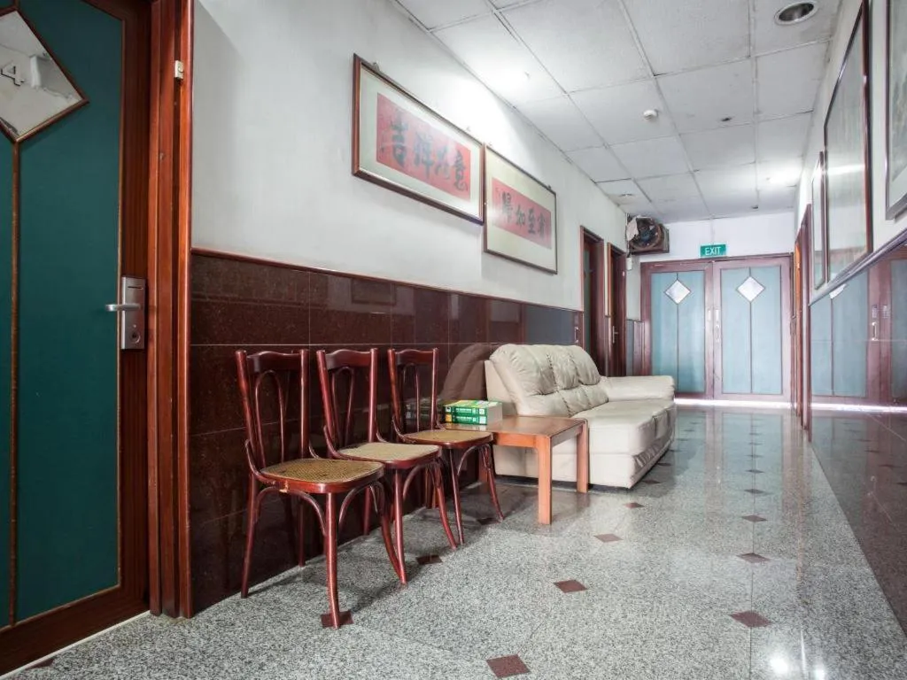 Lai Ming Hotel Cosmoland