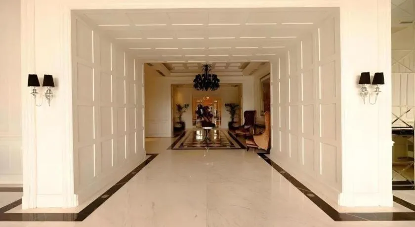 Lafayette Boutique Hotel