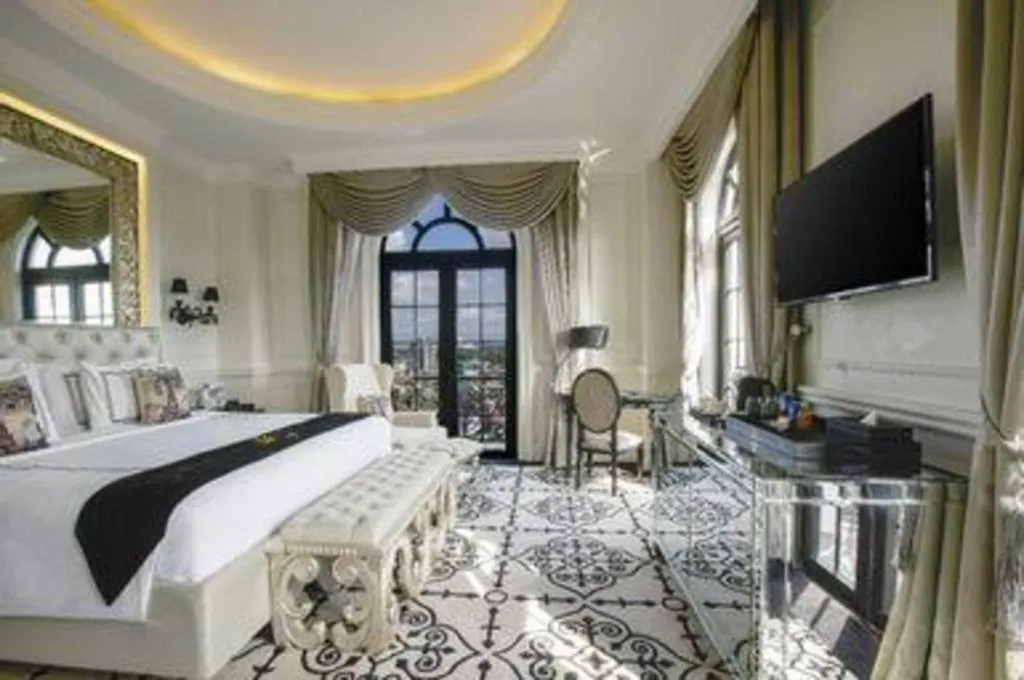 Bed in Lafayette Boutique Hotel