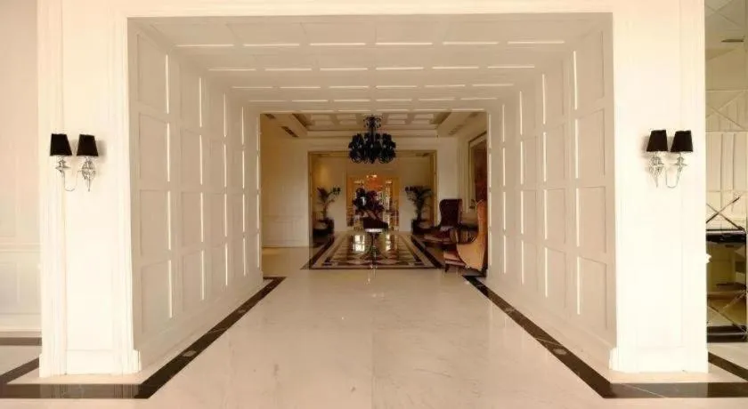 Lafayette Boutique Hotel