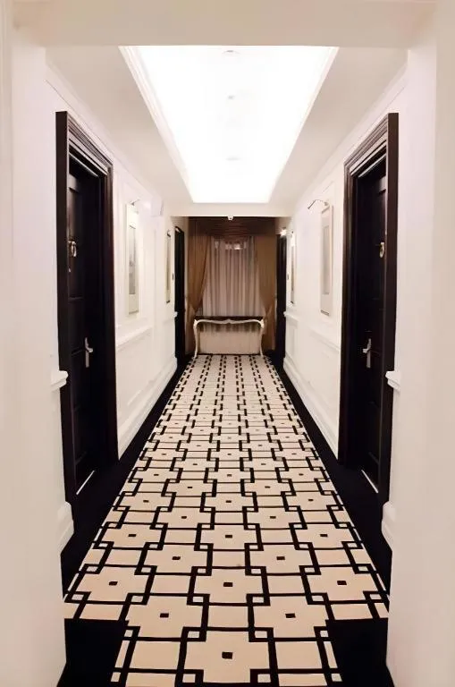 Lafayette Boutique Hotel