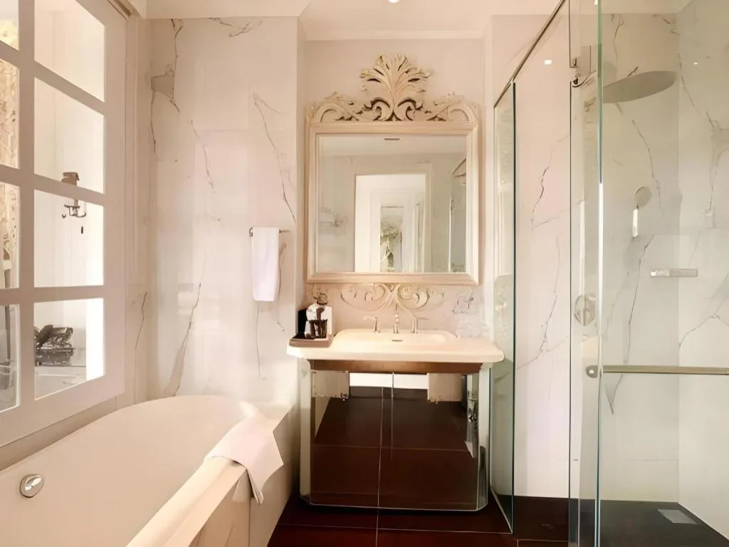 Lafayette Boutique Hotel