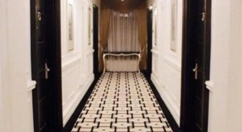 Lafayette Boutique Hotel