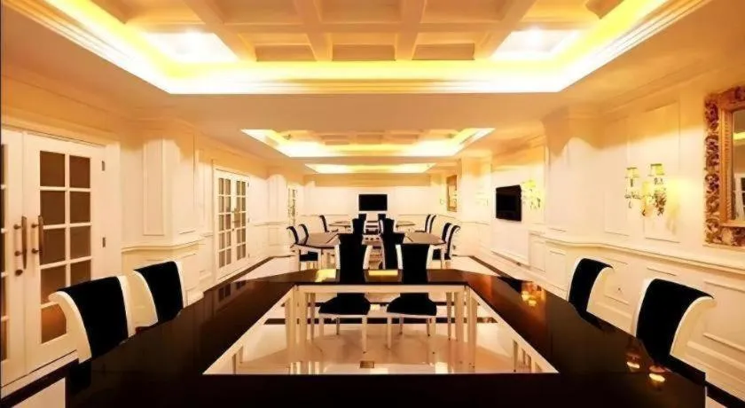 Lafayette Boutique Hotel