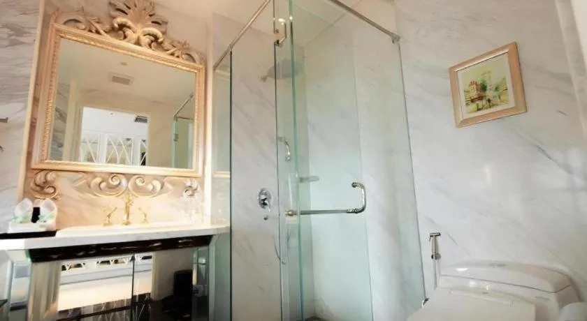 Lafayette Boutique Hotel