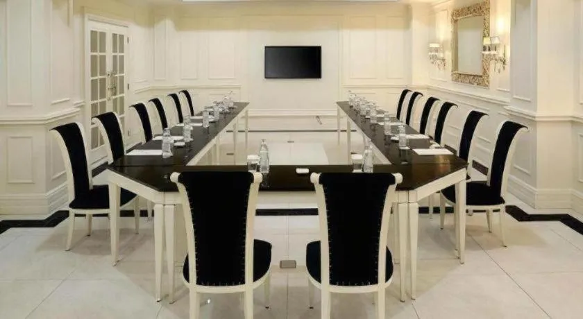 Lafayette Boutique Hotel