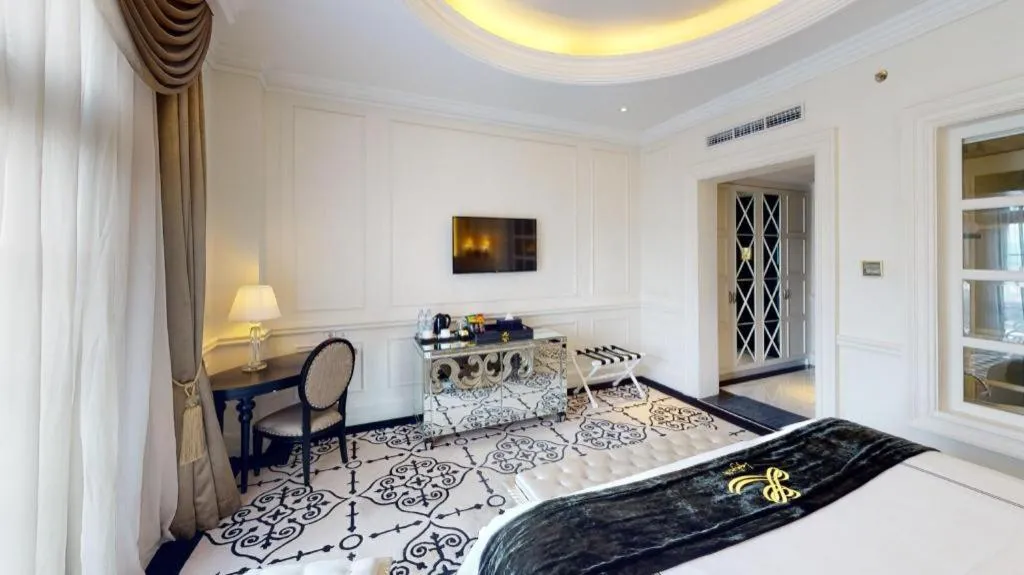 Bed in Lafayette Boutique Hotel