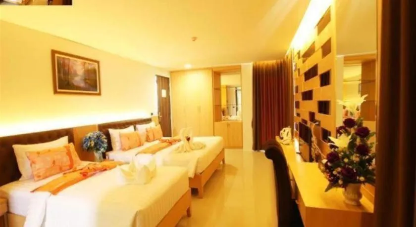 Bed in The Convenience Hotel