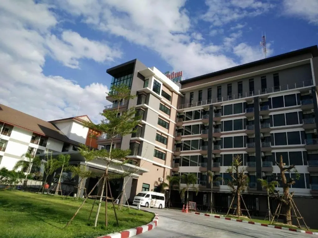 The Convenience Hotel