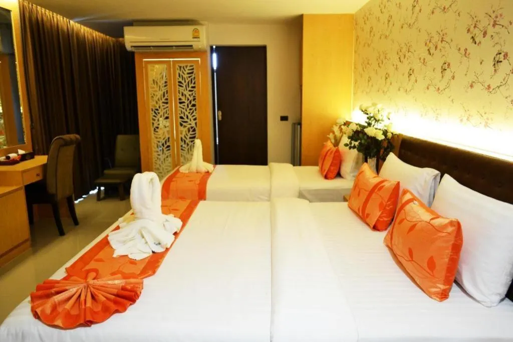 Bed in The Convenience Hotel