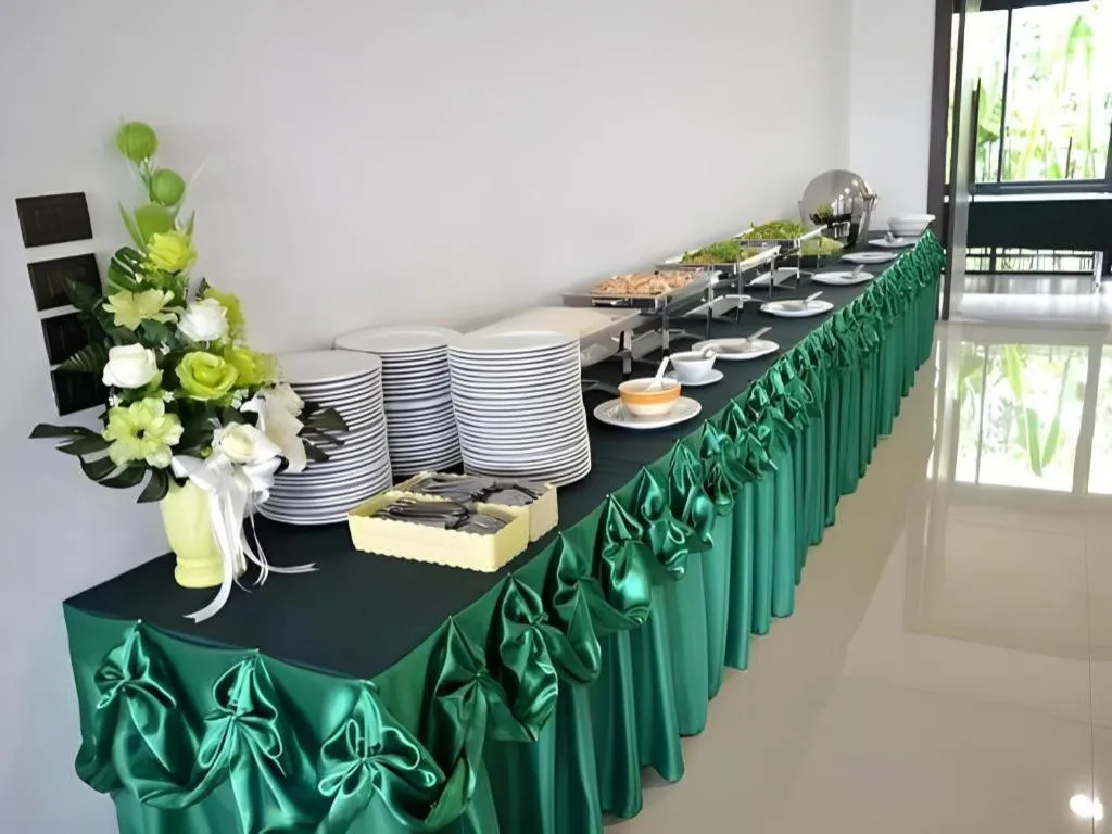 The Convenience Hotel